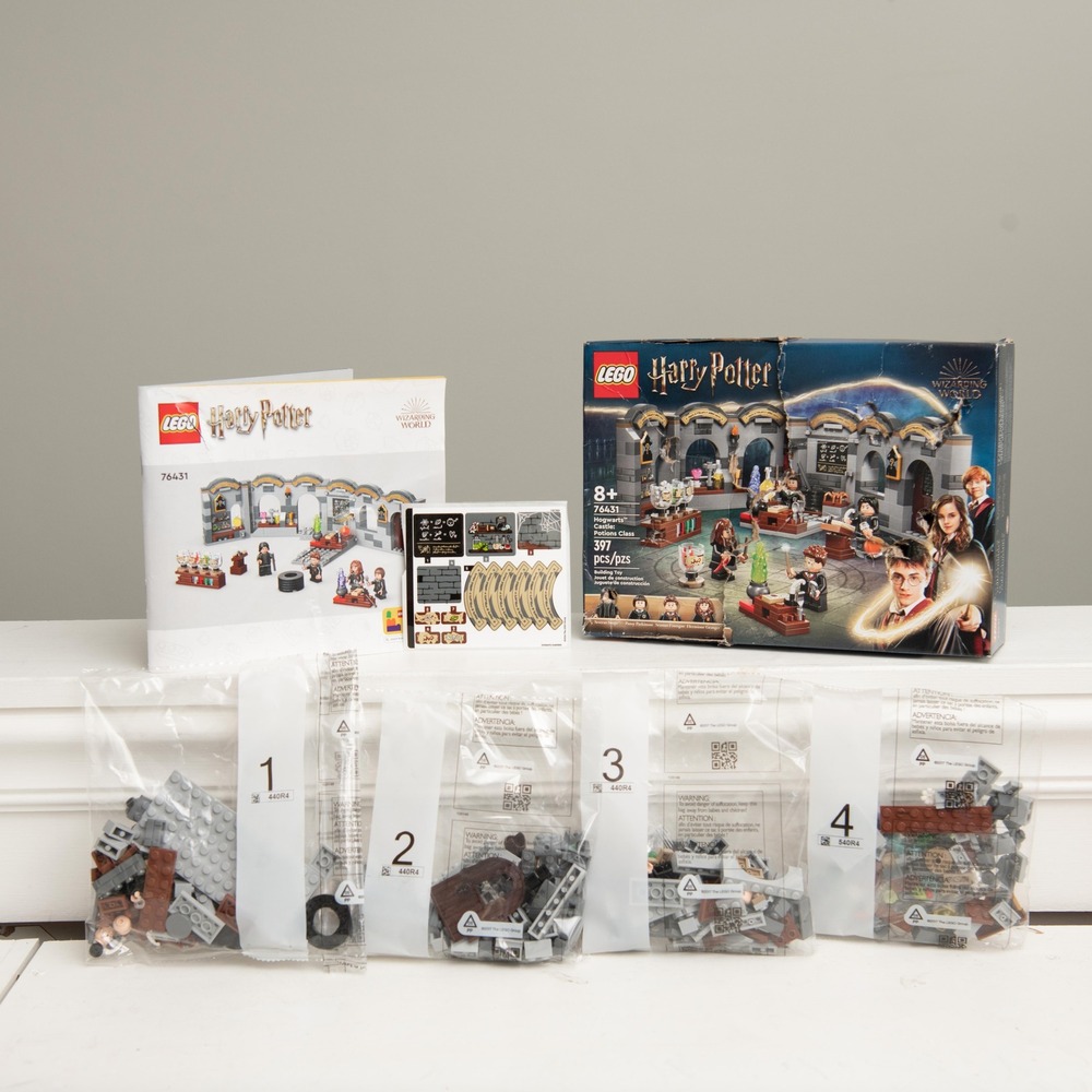 LEGO Harry Potter Hogwarts Castle Potions Class 76431 Sealed Bags 100% Complete